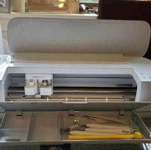 Meet your Posher, Toni